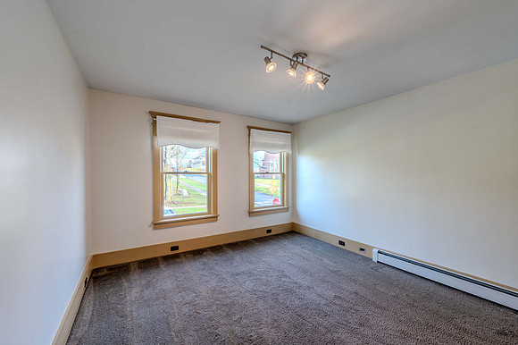 Upper Level 4th Bedroom-2