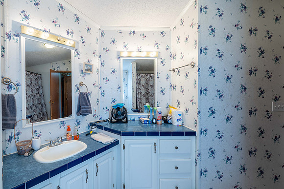 Manufactured Home Primary Suite-2