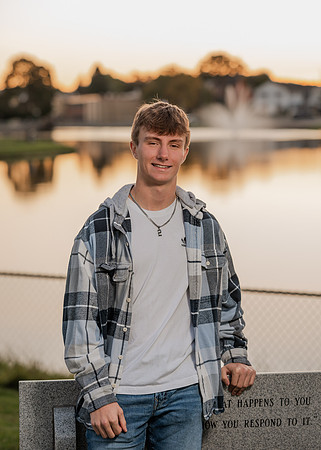 Nathan Kougher Senior Photos-42