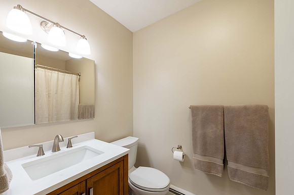 Primary Bedroom Bathroom