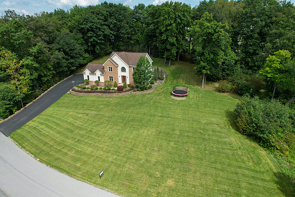 190 fallen timber drive-43