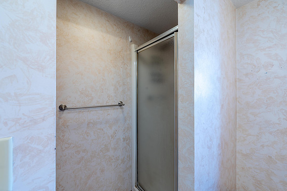 Upper Level Owner's Suite-5