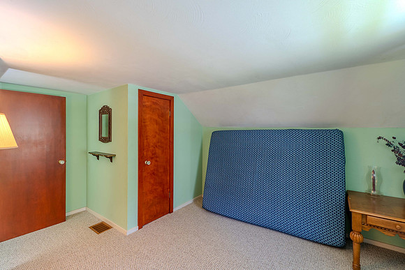 Bedroom 4-2