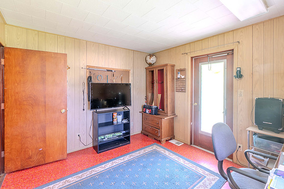 2nd Bedroom-2