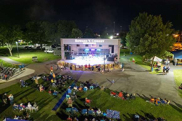 HR Church in the Park-0174