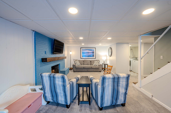 Lower Level Family Room-2