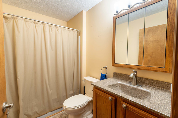 2nd Bathroom
