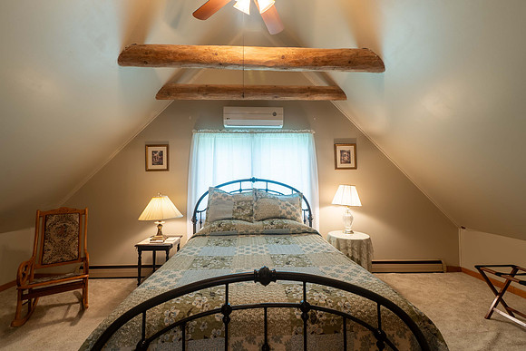 Upper Level 2nd Bedroom