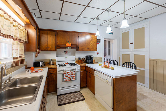 Main House Kitchen