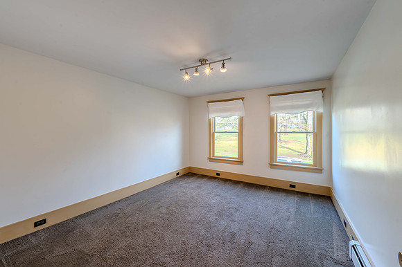 Upper Level 4th Bedroom