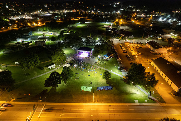 HR Church in the Park-0170