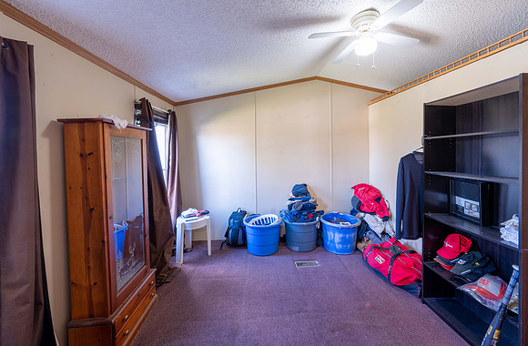 Manufactured Home Primary Suite-3