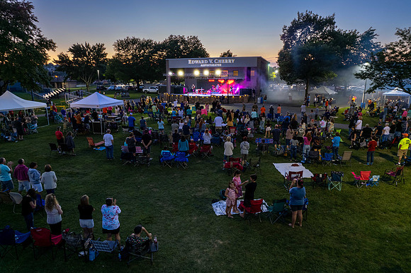 LR Church in the Park-0127