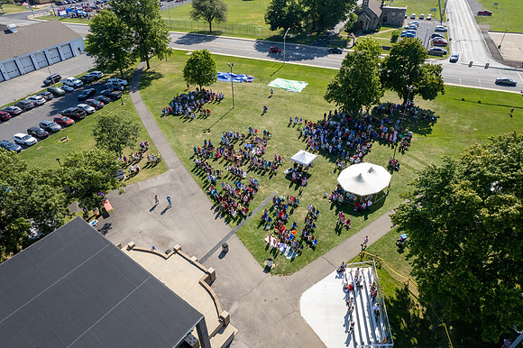 HR Church in the Park-0192