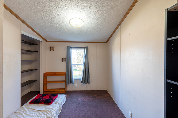 Manufactured Home 2nd bedroom