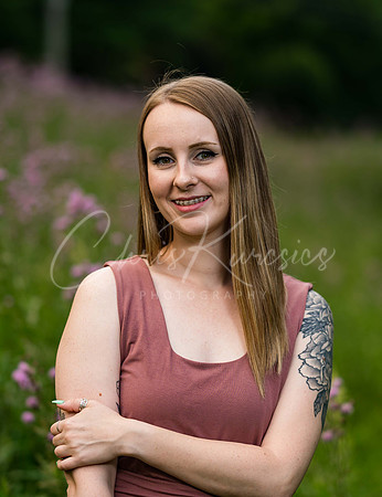 Madelyn LR-44