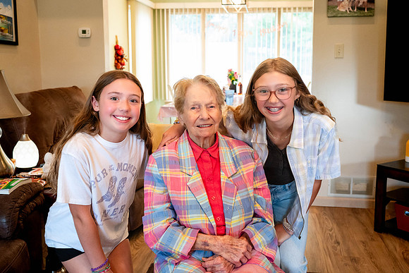 Dorthy Drum 100th Birthday-42