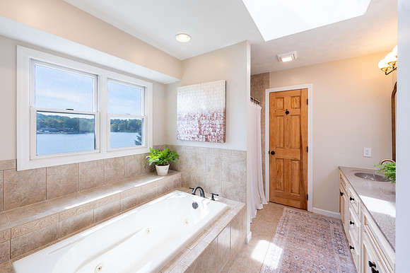 Owner's Suite-6
