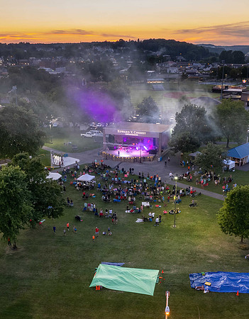 LR Church in the Park-0120