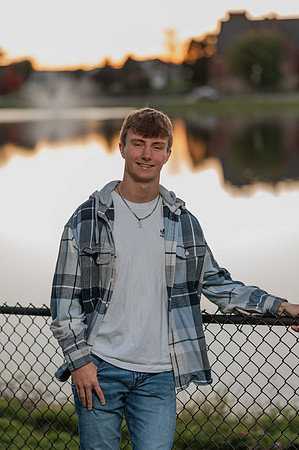 Nathan Kougher Senior Photos-46